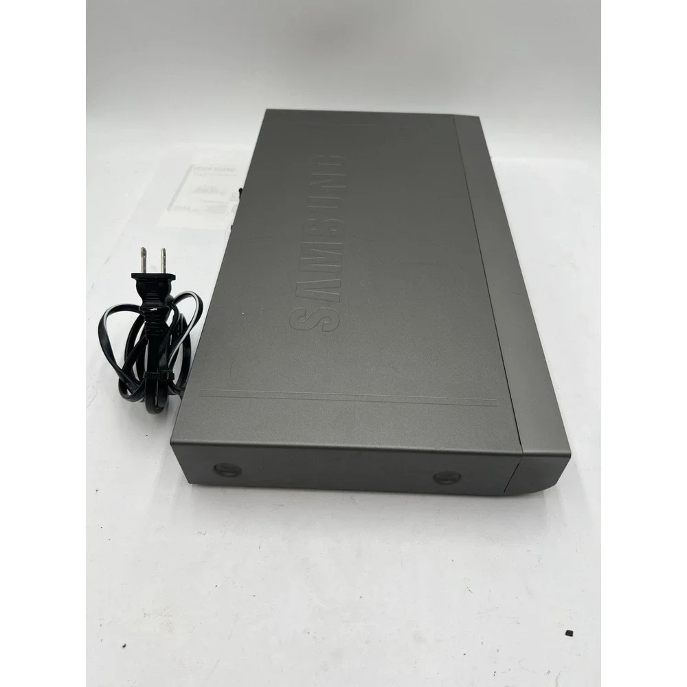 Samsung DVD-P231 DVD Player Tested Working w/ Extra Long RCA AV Cable